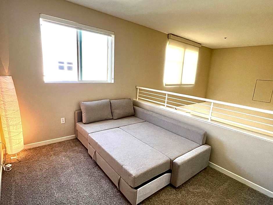 Luxury Residence Loft 3 Beds with Pool and Gym