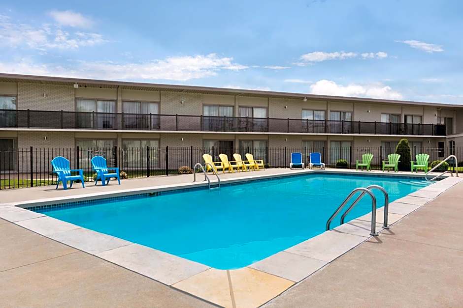 Days Inn by Wyndham London