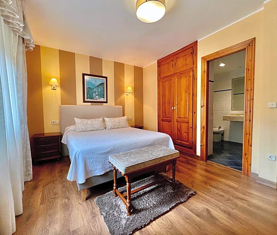 Hotel La Rivera