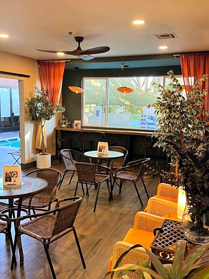 GreenTree Inn & Suites Los Angeles - Alhambra - Pasadena