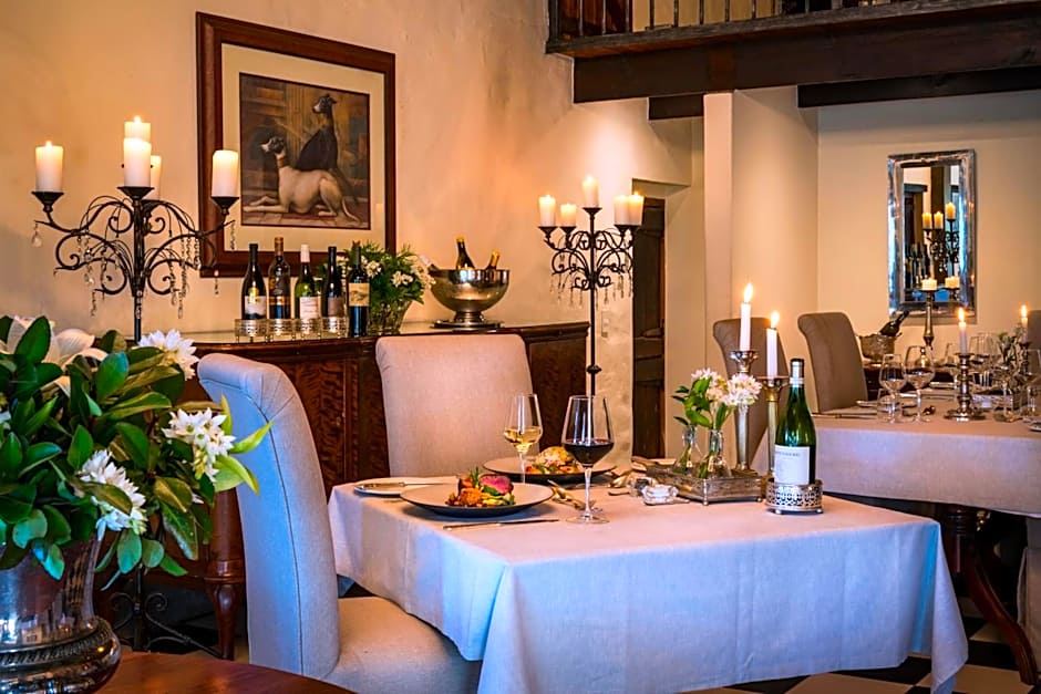 Hunters Country House