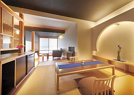 Superior Room with Tatami Area with Hot Spring Bath