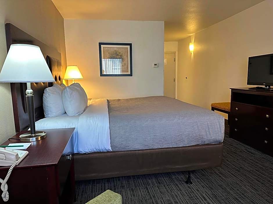 Quality Inn & Suites Everett