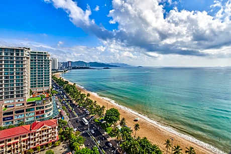 Two-Bedroom Apartment with Ocean View - High Floor