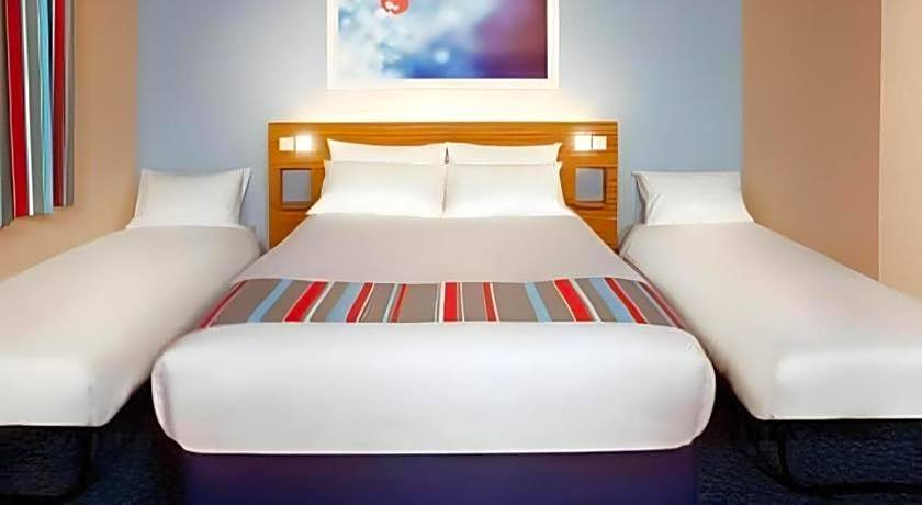 Travelodge Cardiff Central