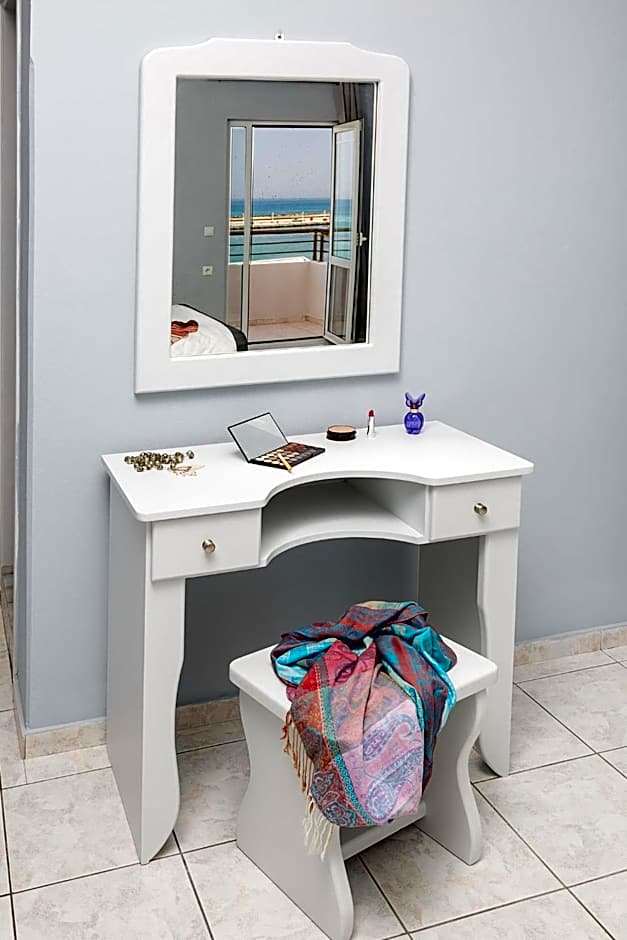 Sole Mare Seaside Apartments