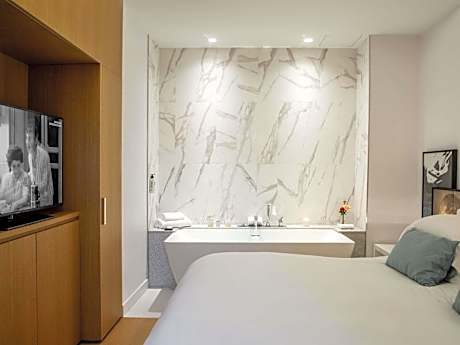 Junior Suite Room