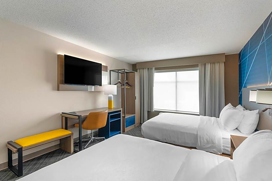 Comfort Inn & Suites Hampton near Coliseum