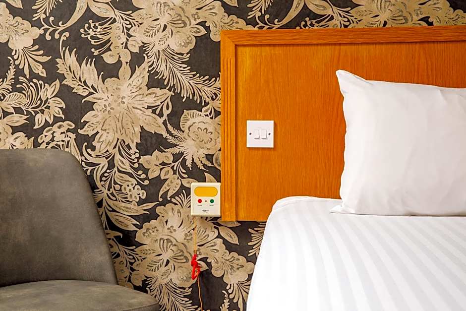 Mercure Livingston Hotel