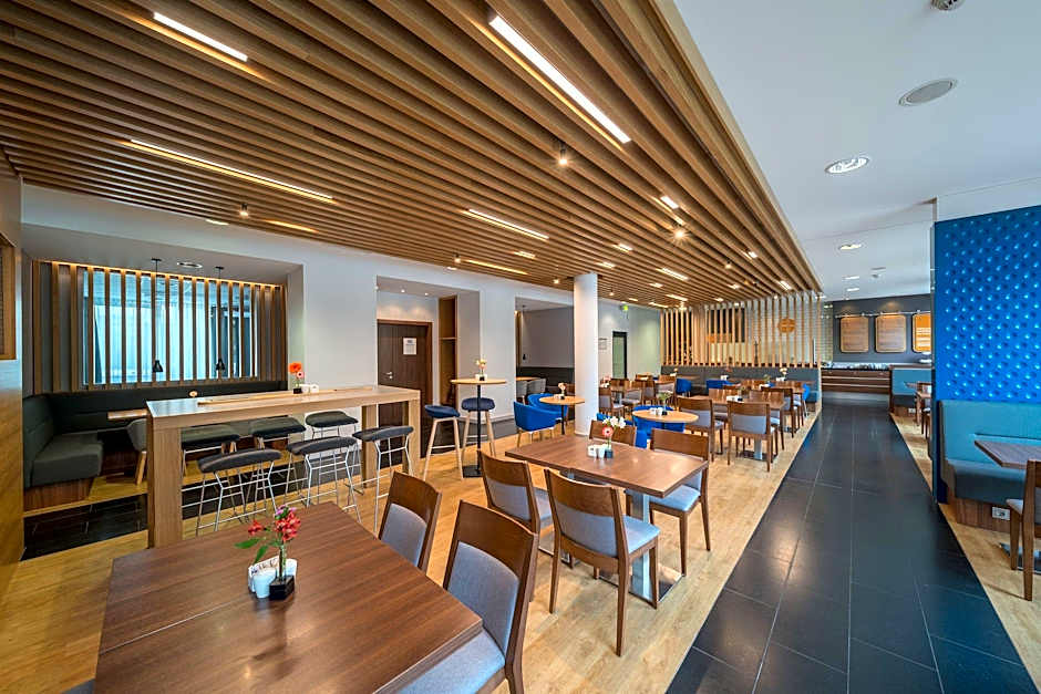 Holiday Inn Express Stuttgart Airport, an IHG Hotel