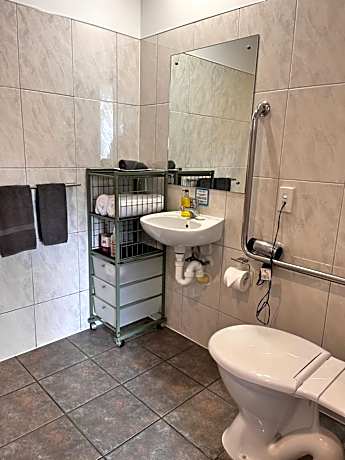 Queen Studio - Disability Access