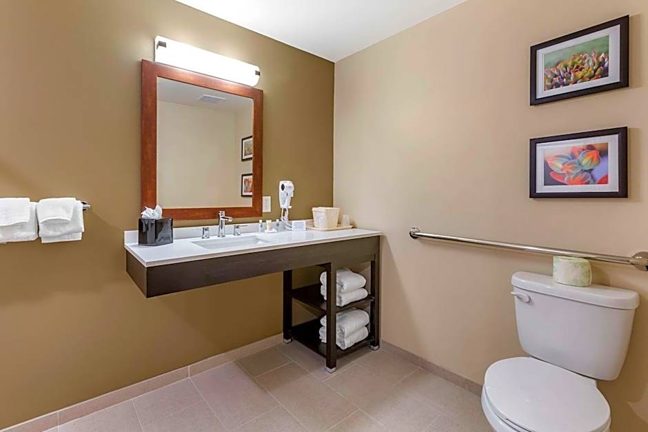 Comfort Suites Albuquerque Airport