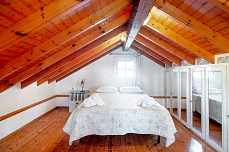 One-Bedroom Bungalow - Split Level (Niovi)