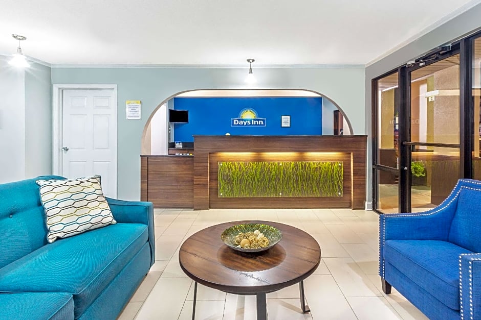 Days Inn by Wyndham Rayville