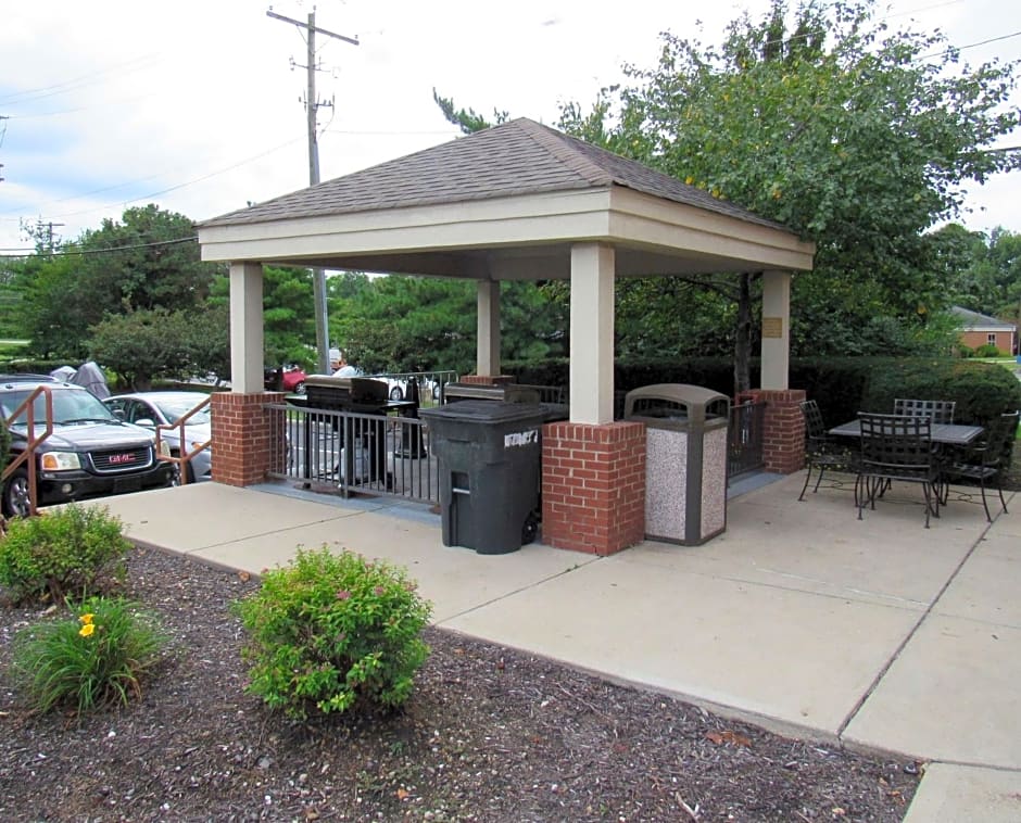 Sonesta Simply Suites Columbus Airport Gahanna