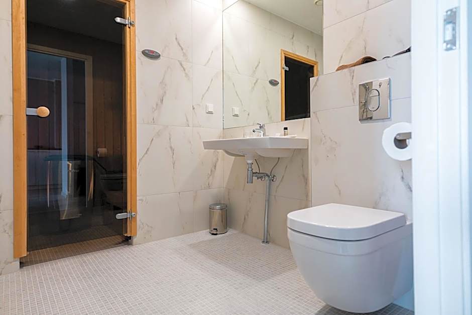 Ö Seaside Suites & SPA