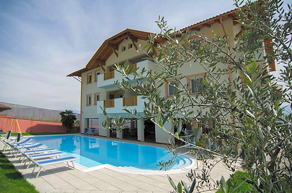 Garni Hotel Peterlinhof