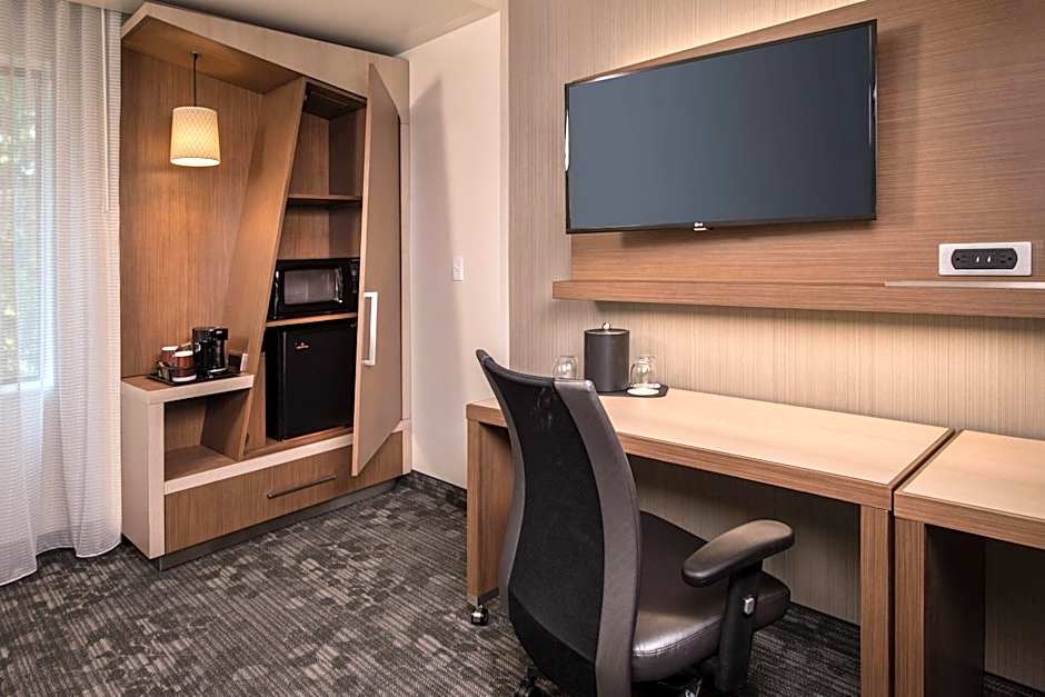 Courtyard by Marriott Hershey Chocolate Avenue