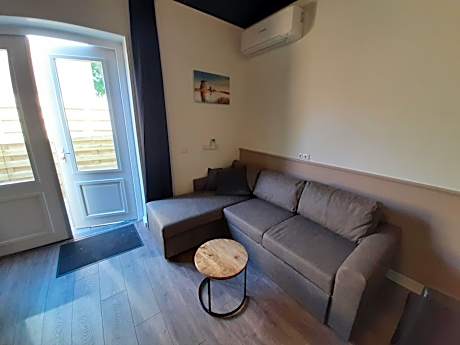 Quadruple Room with Private Bathroom