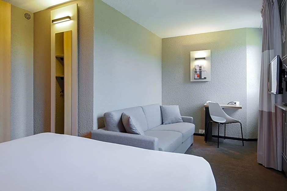 ibis Carcassonne East La Cité Hotel