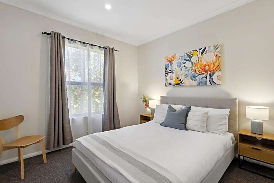 Jolly on James- 2BDR