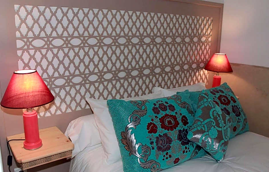 Jennat El Mossafir-Riad privé avec services