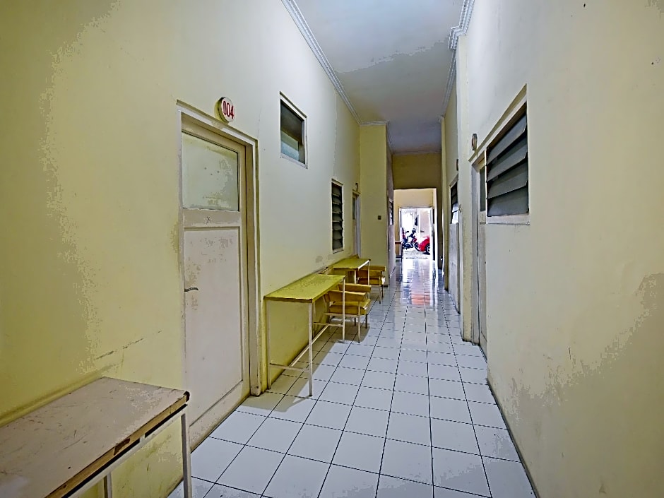 OYO 3722 Hotel Mutiara