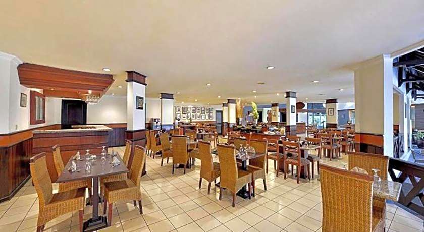 Grand Whiz Hotel Trawas