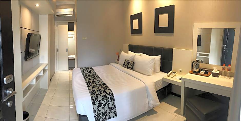 Luminor Hotel Jember by WH