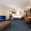 Holiday Inn Express & Suites Niagara Falls By IHG