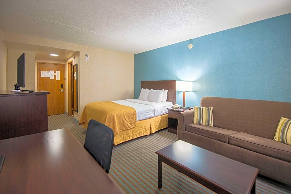 Ramada by Wyndham Cedar Rapids