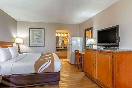 Premium King Room - Non-Smoking