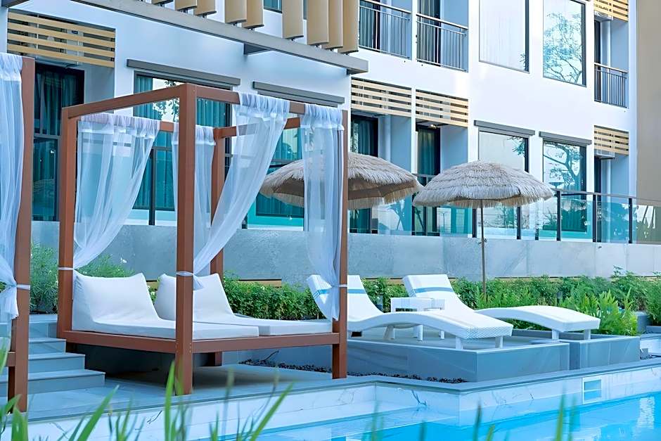 Crystal Srivaree Suvarnabhumi Hotel