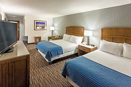 2 Bed Mobility Accessible Roll Shower Non-Smoking