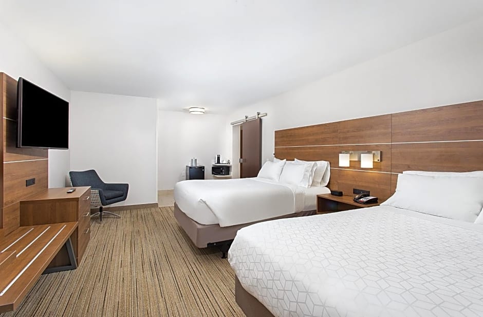 Holiday Inn Express Williamsburg, an IHG hotel