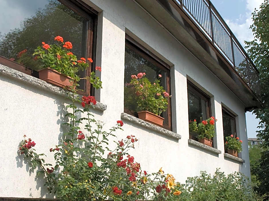 Hotel Ristorante Sassi Rossi