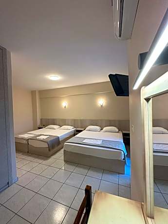 Quadruple Room with Mountain View