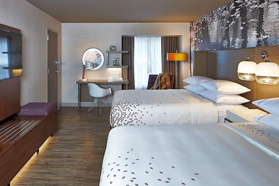 The Del Monte Lodge Renaissance by Marriott Rochester Hotel & Spa