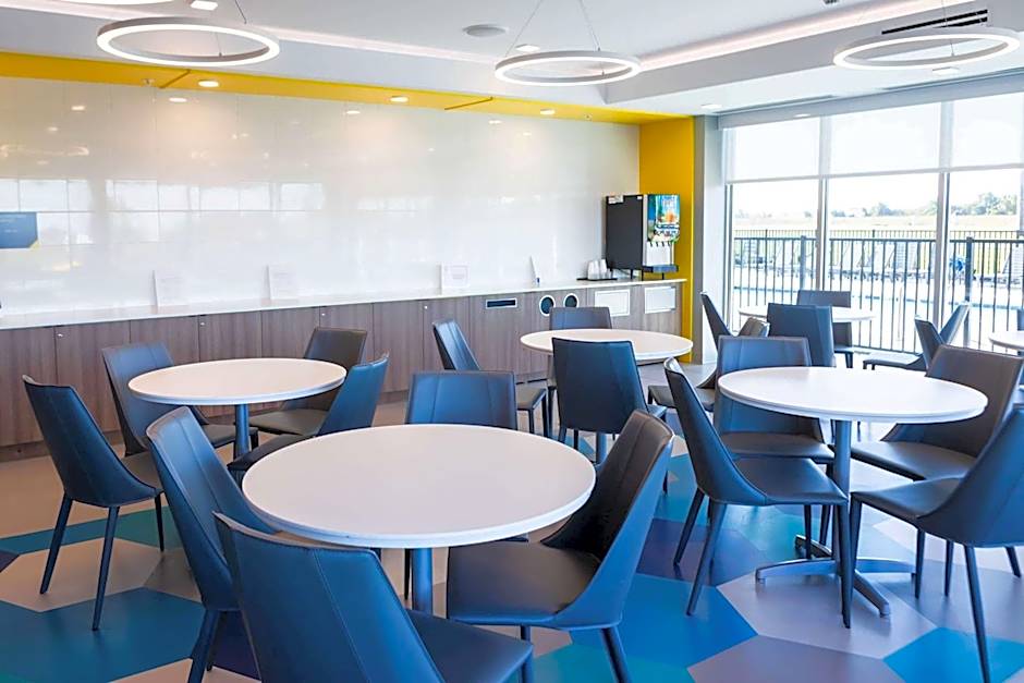 Microtel Inn & Suites by Wyndham Milford