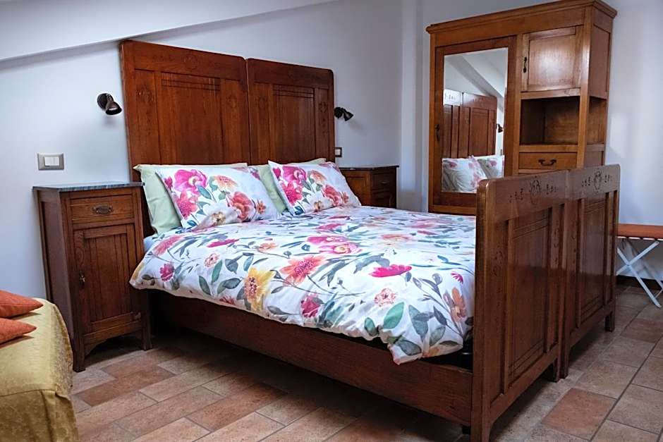 Photo 1 of 12 of Double Room