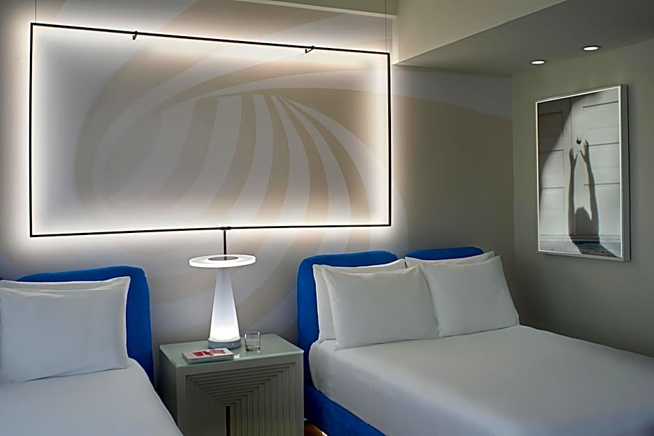 The Valorian Los Angeles, Curio Collection by Hilton