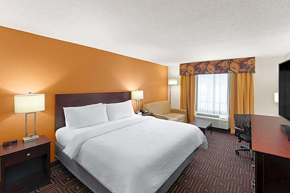 Holiday Inn Knoxville West- Cedar Bluff Rd by IHG