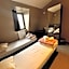 Brxxl 5 City Centre Hostel
