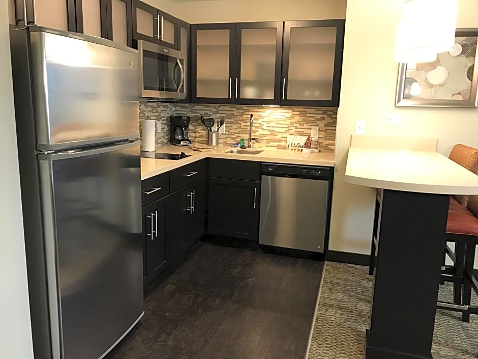 Staybridge Suites Madison - Fitchburg By IHG