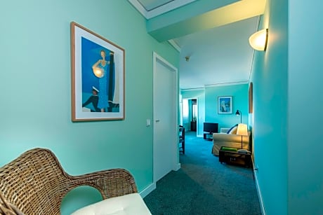 Superior One-Bedroom Apartment with Sea View (4 Adults) 