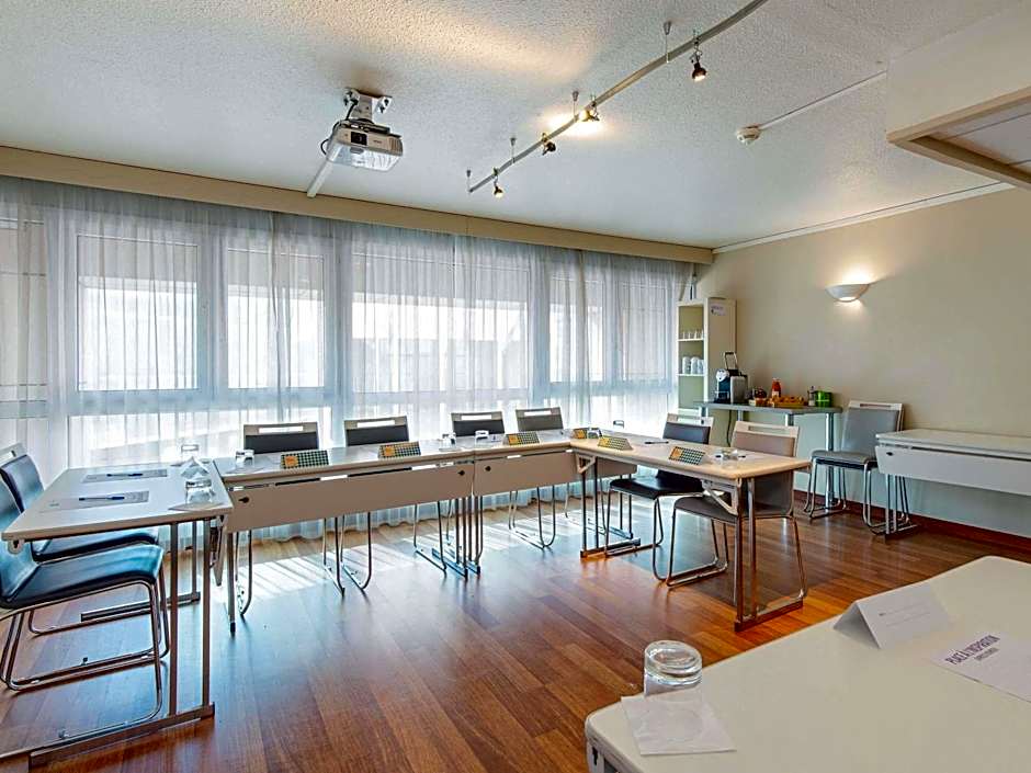 ibis Styles Toulon Centre Port