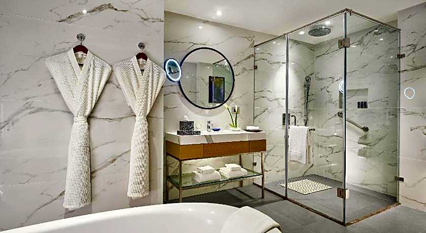 Vivanta Navi Mumbai, Turbhe (A Taj InnerCircle Hotel)