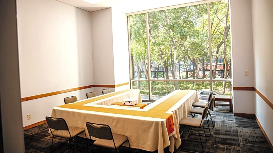 Holiday Inn Express Mexico Reforma By IHG