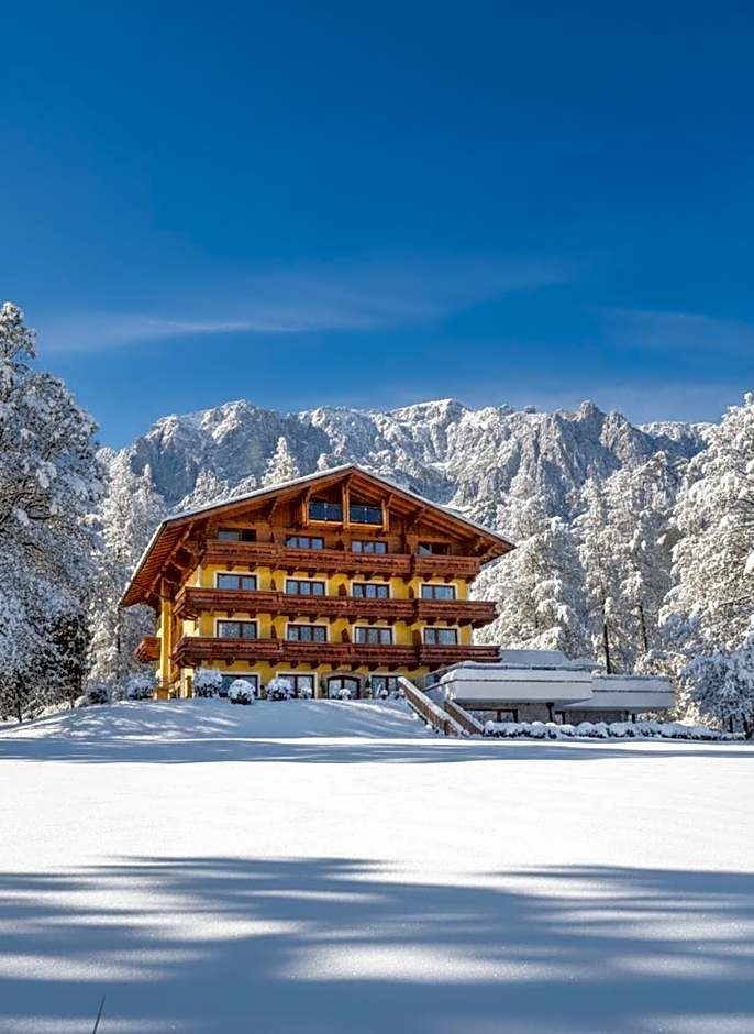 Hotel Rösslhof