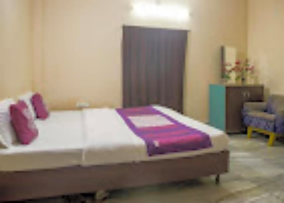 Goroomgo Santi Mahal Bhubaneswar